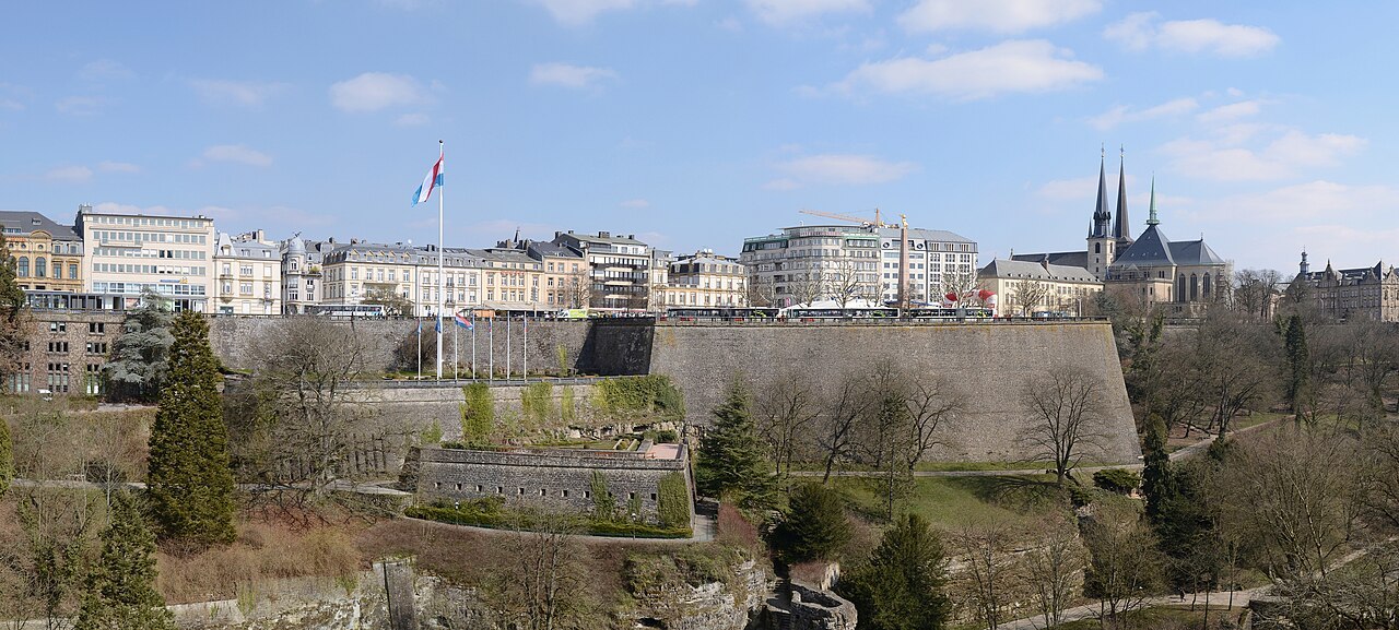 Luxembourg-ville, vue depuis la place de Metz.